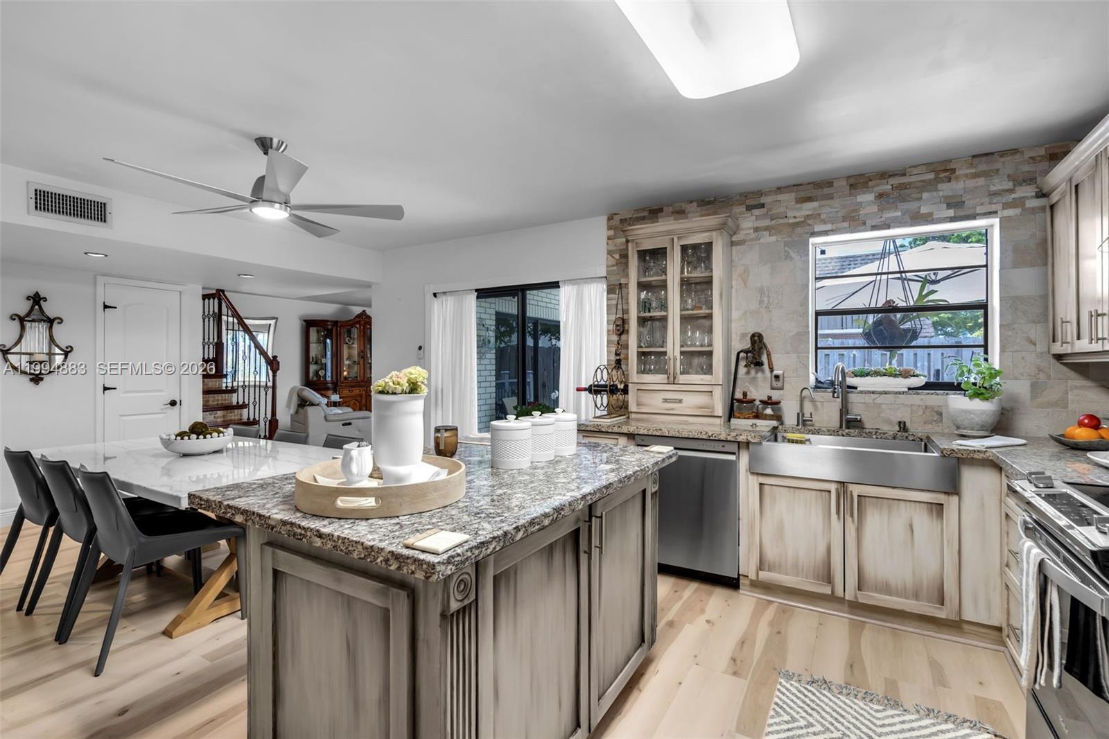 BAY TREE PATIO HOMES COND - Residential