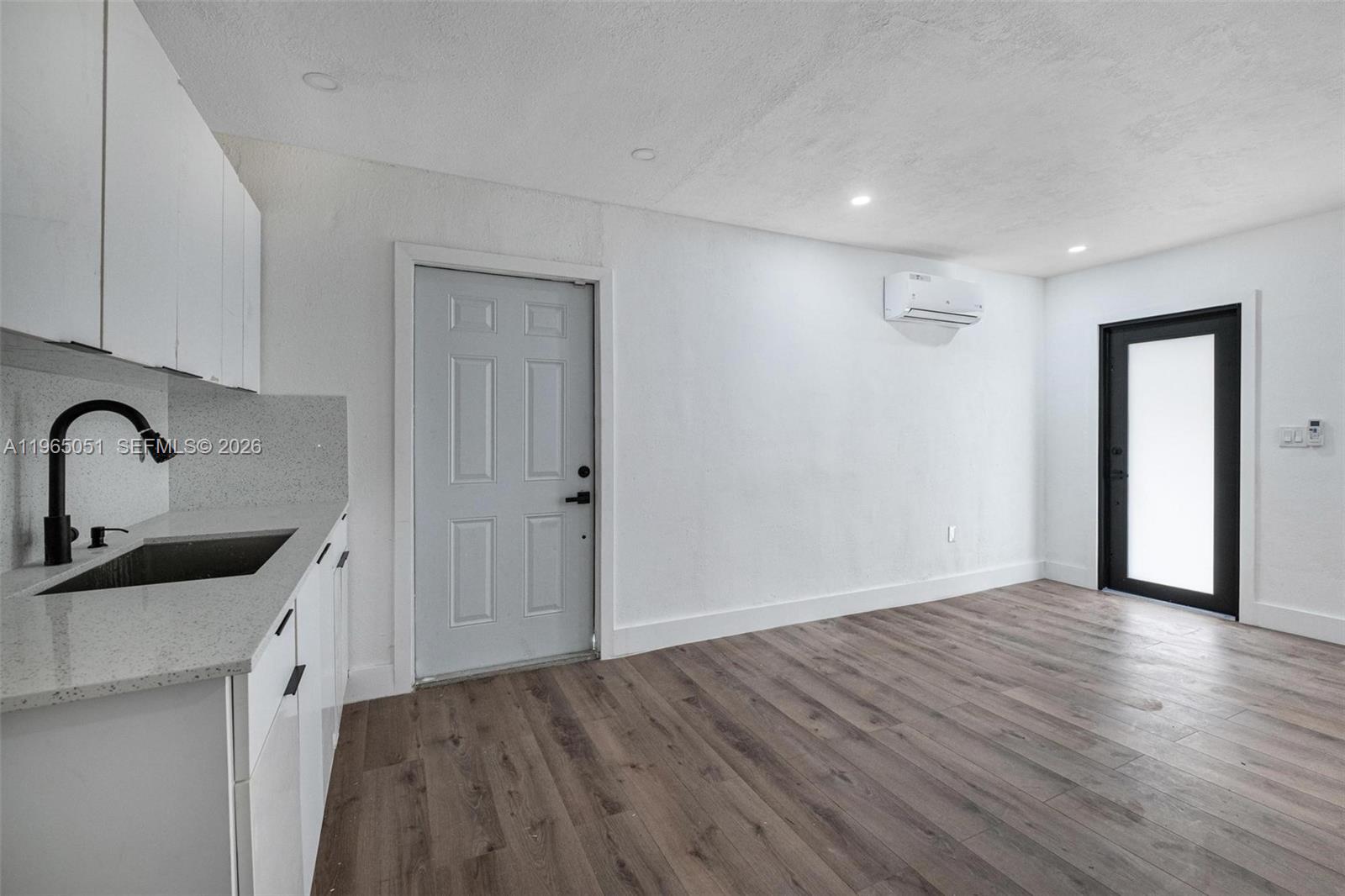 7TH AVENUE HIGHLANDS - Residential Income