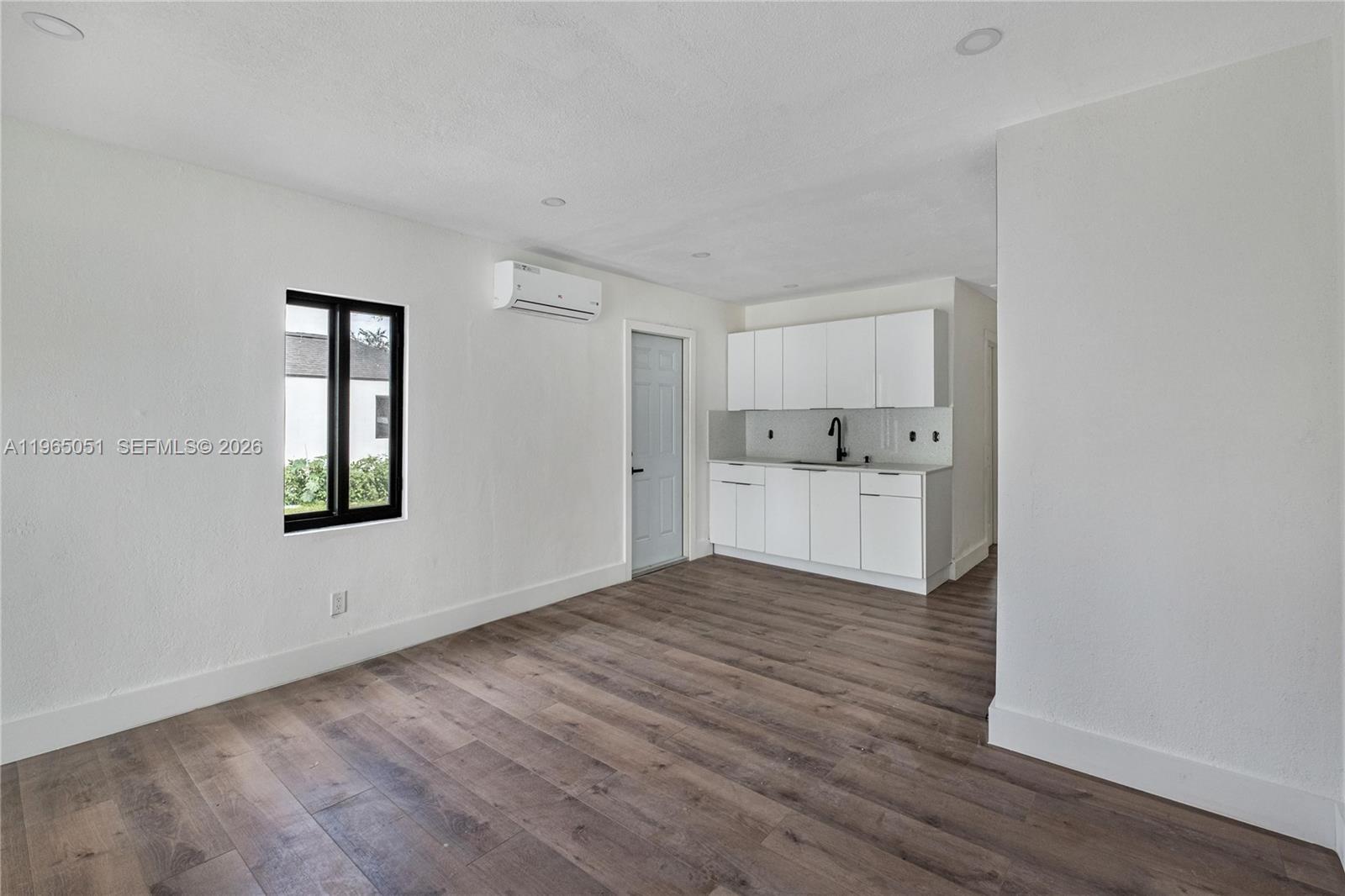 7TH AVENUE HIGHLANDS - Residential Income