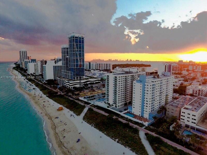 Property for Sale at 6969 Collins Ave 906, Miami Beach, Miami-Dade County, Florida - Bedrooms: 1 
Bathrooms: 2  - $335,000