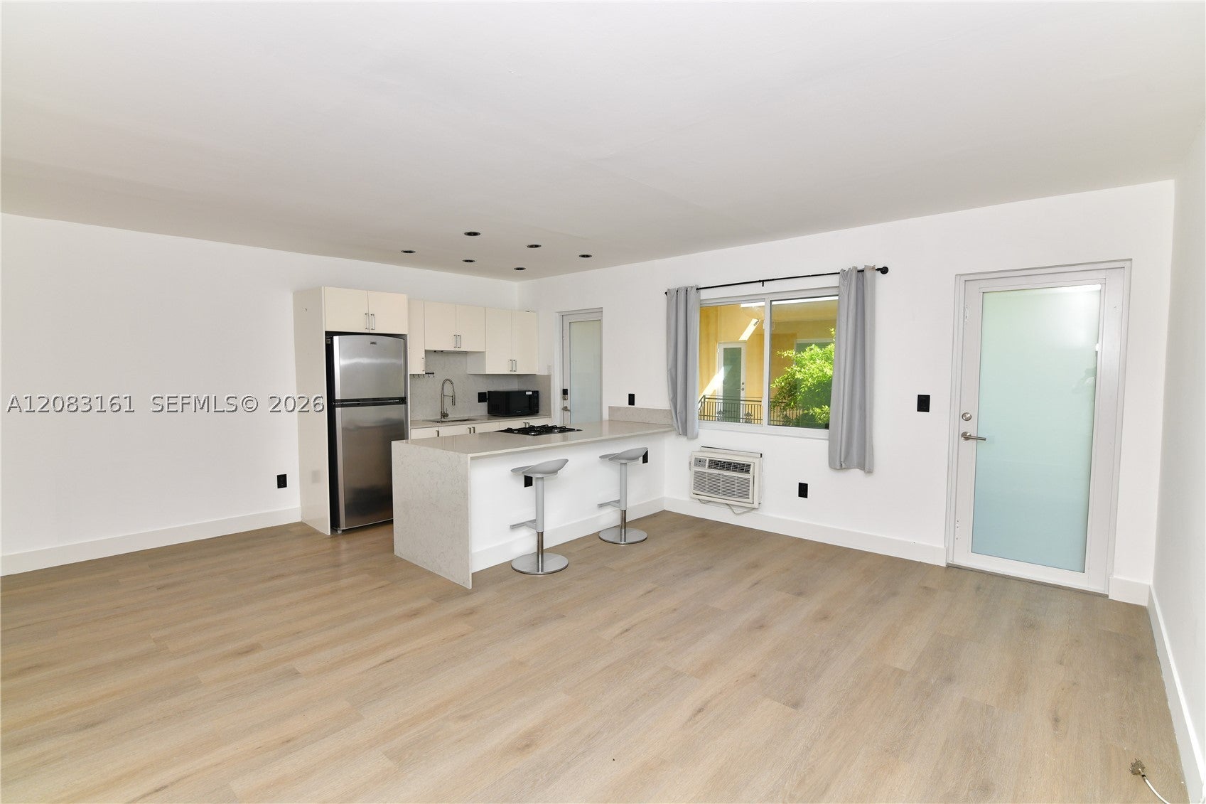 65 Washington Ave 25