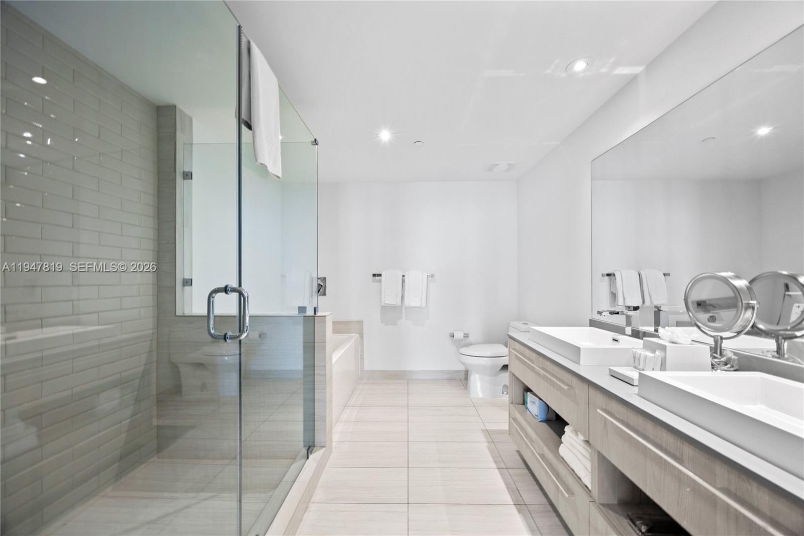 4010 SOUTH OCEAN CONDO - Residential