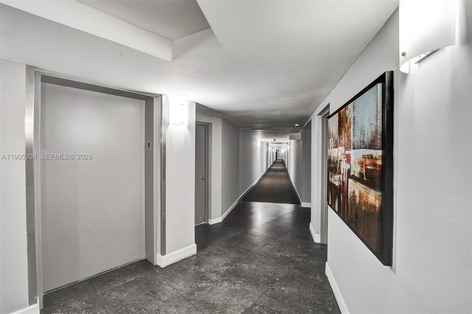 200 LESLIE CONDO - Residential