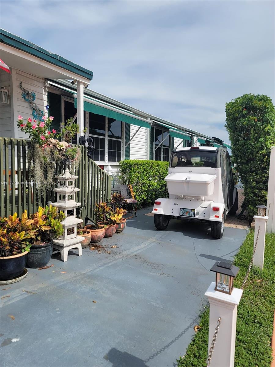 35250 SW 177th Ct Unit # 26, Homestead, FL, 33034/$270,000 2 35250 SW 177th Ct Unit # 26