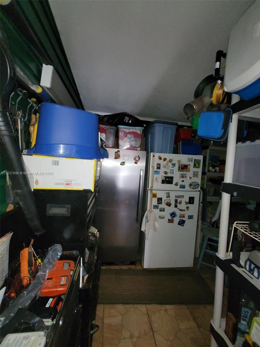 GATEWAY ESTATES PARK COND - Residential