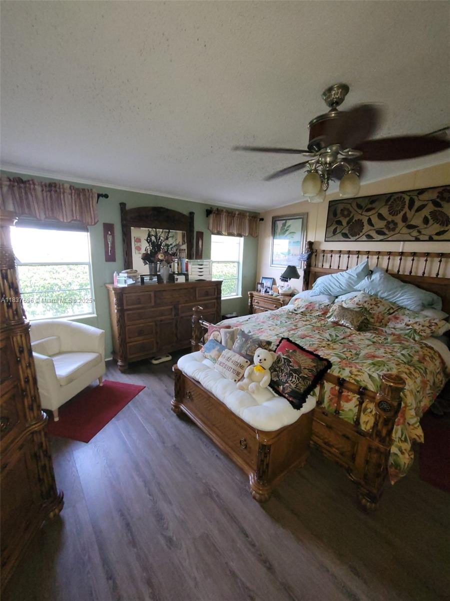 GATEWAY ESTATES PARK COND - Residential