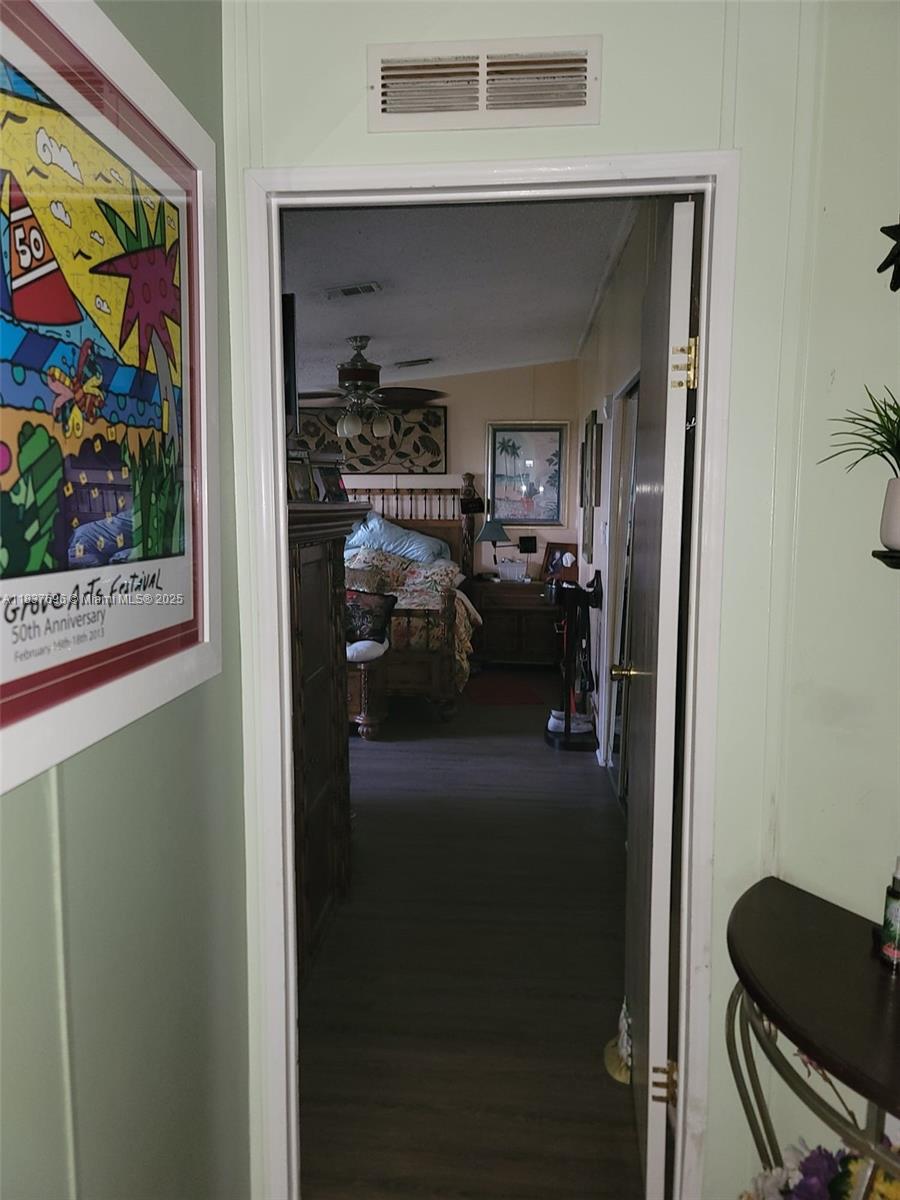 GATEWAY ESTATES PARK COND - Residential