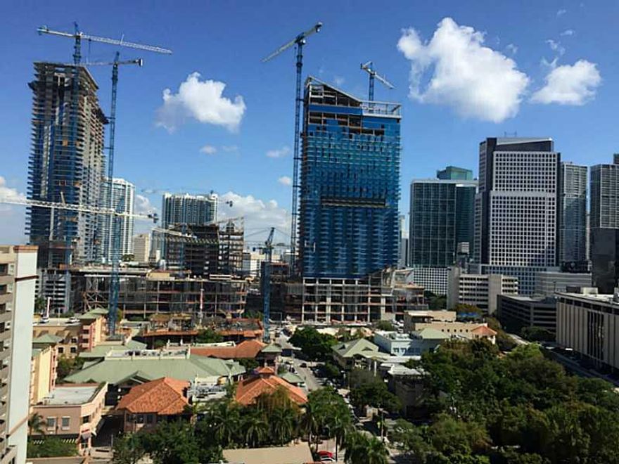 BRAND NEW spacious one bedroom, one bathroom apt. at MILLECENTO in the heart of Brickell. Top of the line appliances and great amenities. Valet parking. Steps from Mary Brickell. BE THE FIRST TO MOVE-IN.