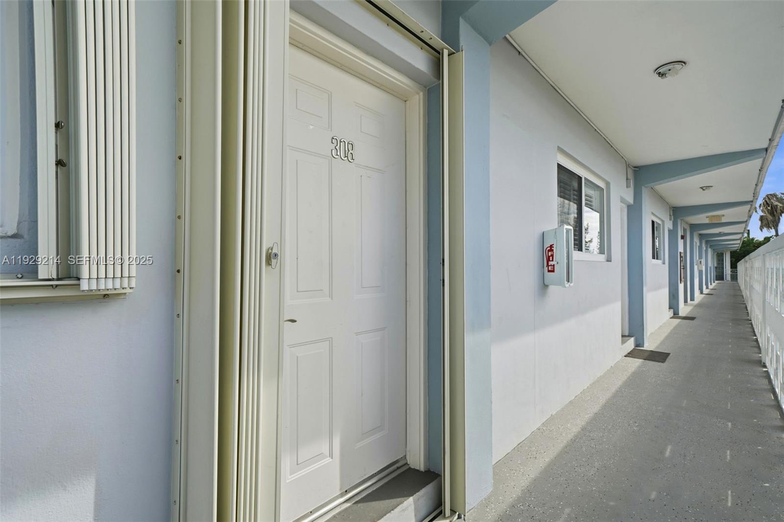 RIVE MARSEILLES CONDO - Residential Lease