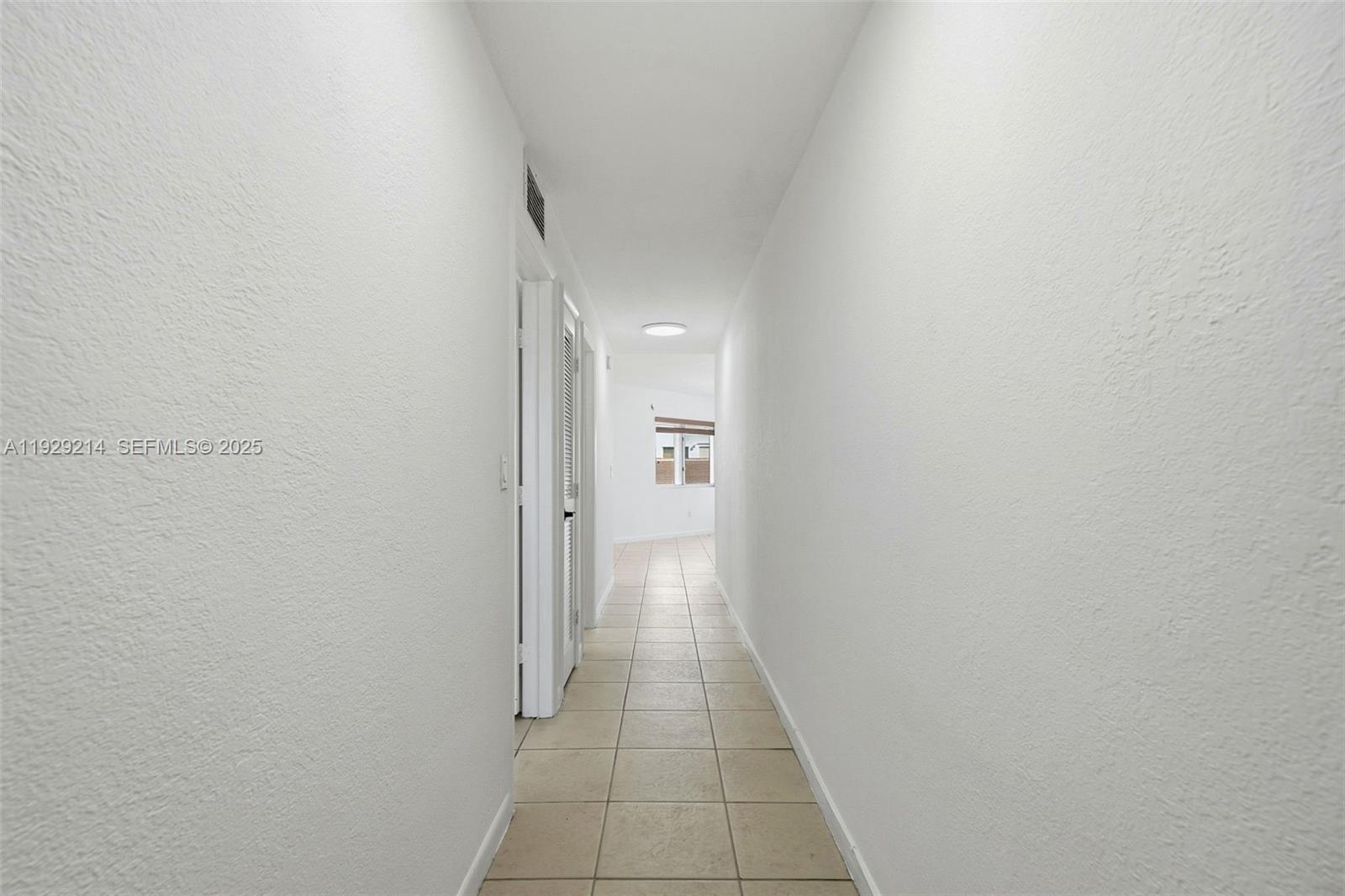 RIVE MARSEILLES CONDO - Residential Lease