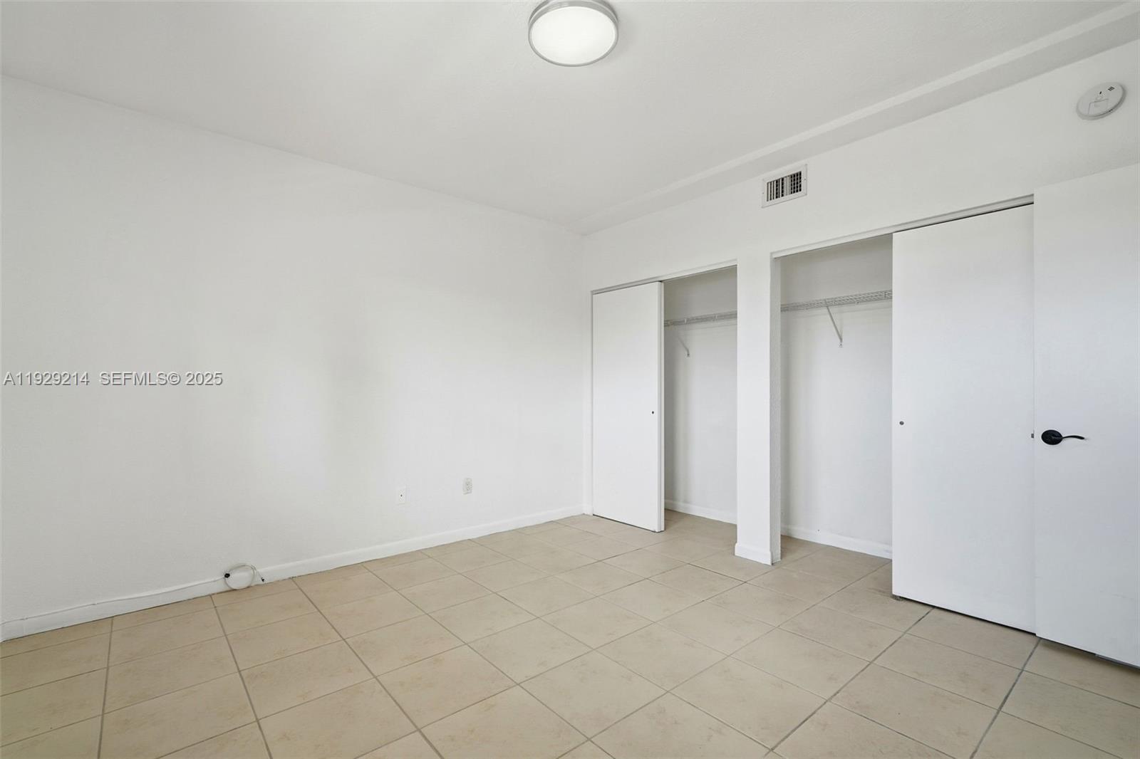 RIVE MARSEILLES CONDO - Residential Lease