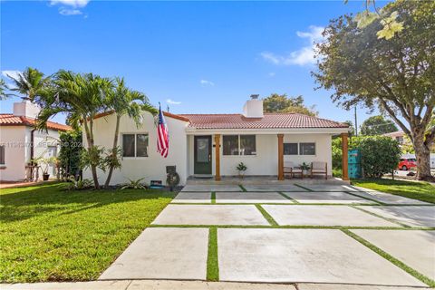 2498 SW 19th Ter Miami FL 33145