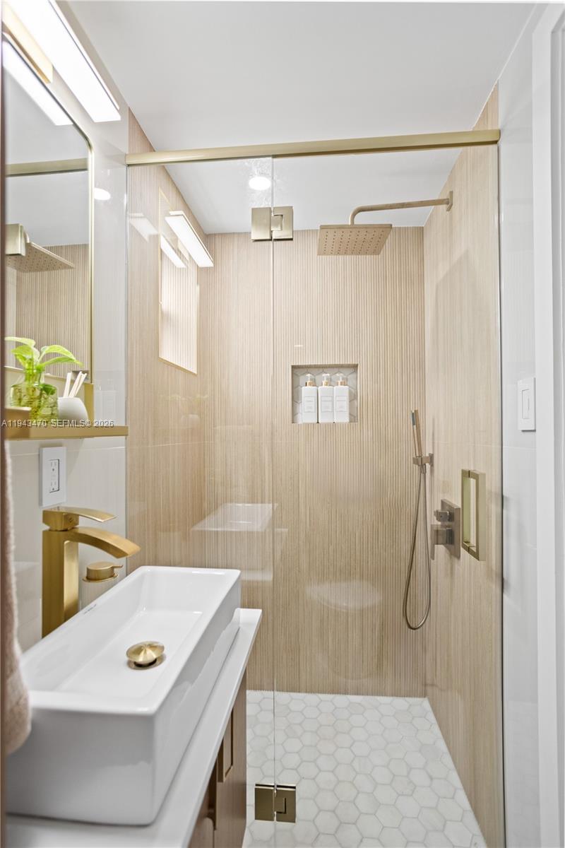 SILVER CREST - Residential