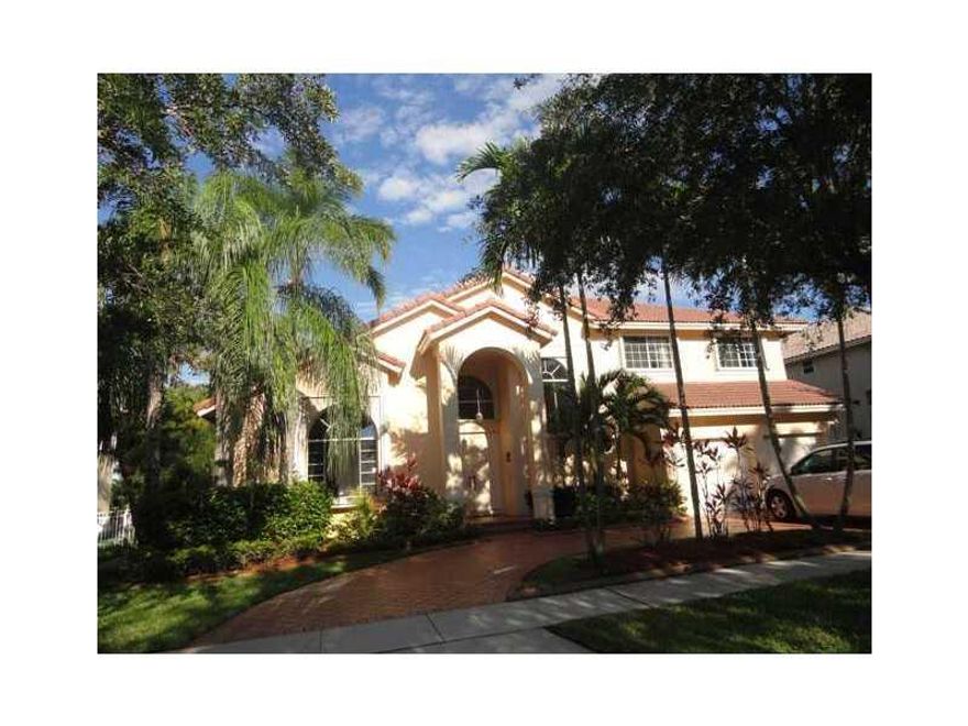 Ready to move in. Gorgeous home in the heart of Pembroke Pines in a gated community of The Enclave. Huge 2 story home with all;l the trimming, granite counters, center island, formal dinning room. Huge family room and breakfast nook area. 1 bedroom/suite  downstairs. extra large master suite upstairs. A + schools, close to malls, highways and dinning area. High ceilings, lots of closet space.  Property is available as Sep 1st