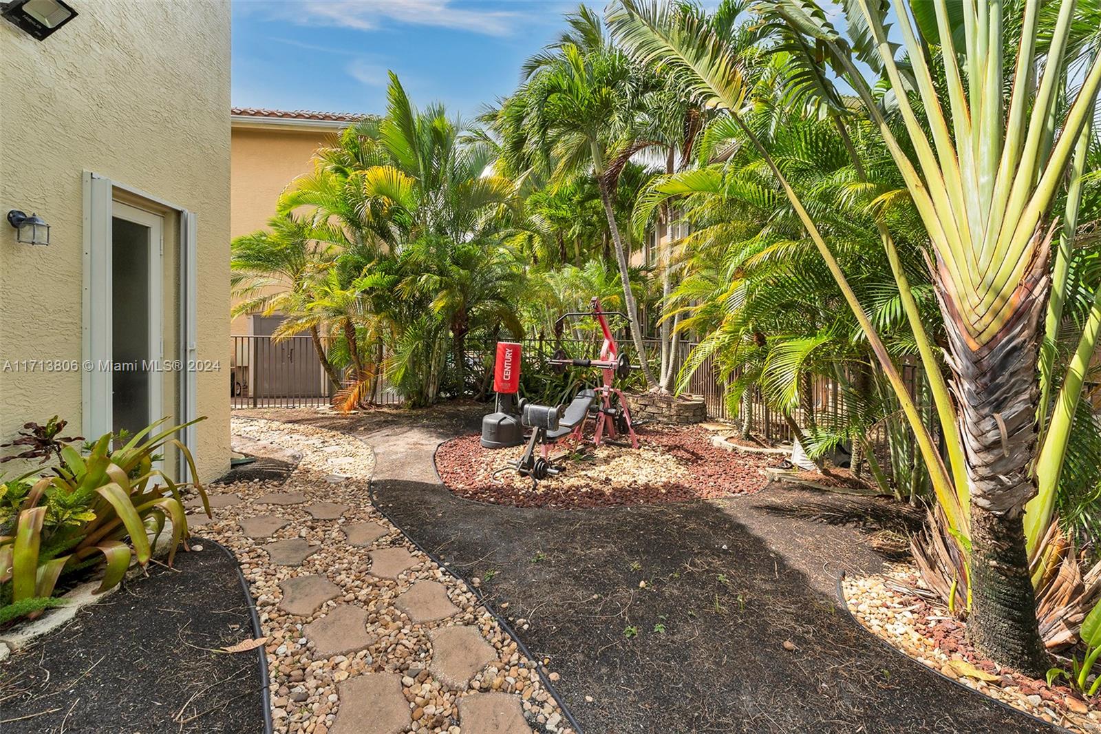 CANYON ISLES 2 - Residential