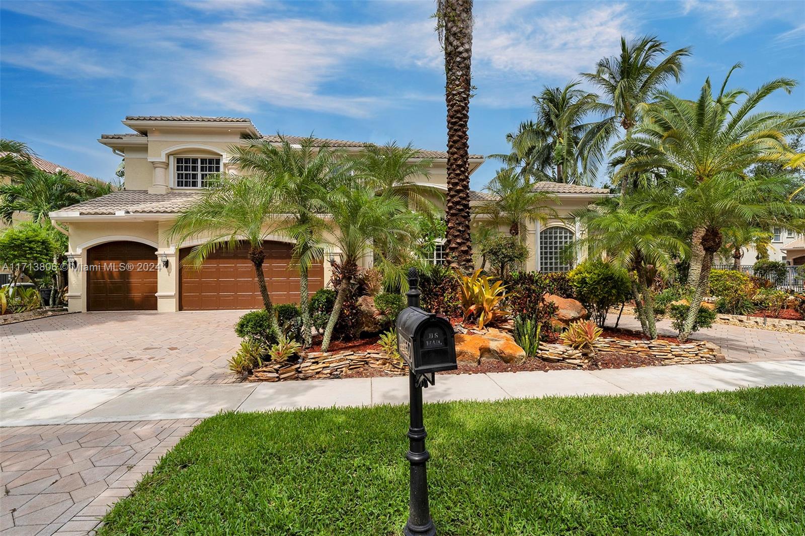 CANYON ISLES 2 - Residential