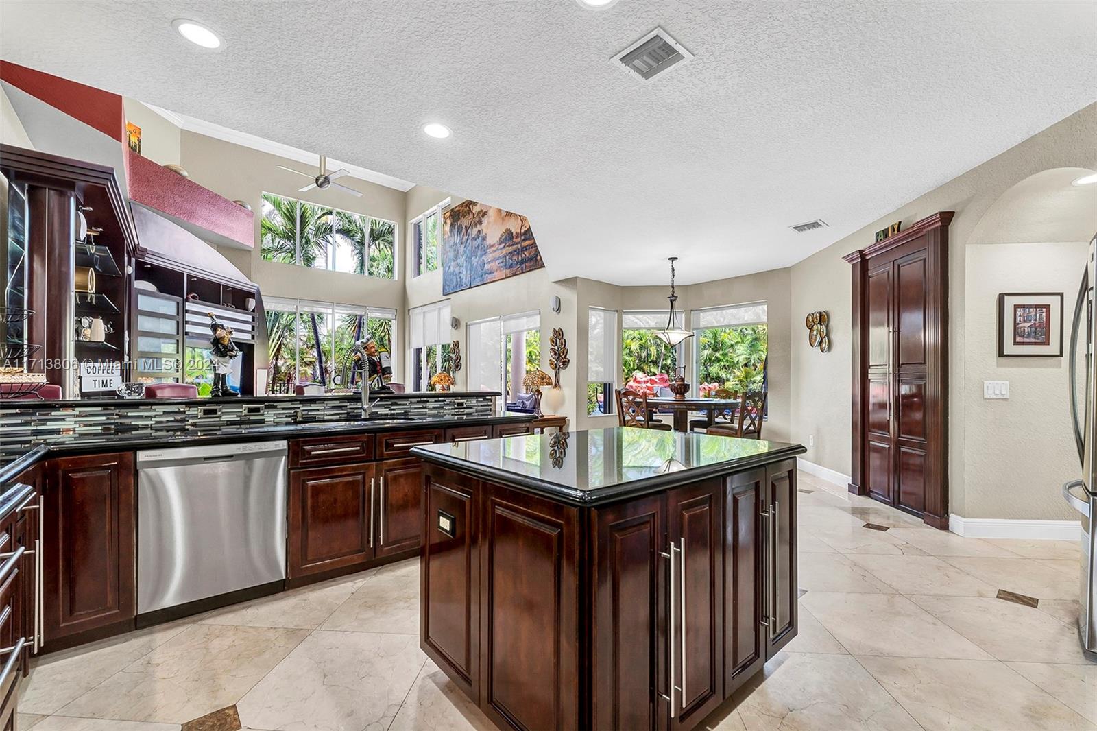 CANYON ISLES 2 - Residential