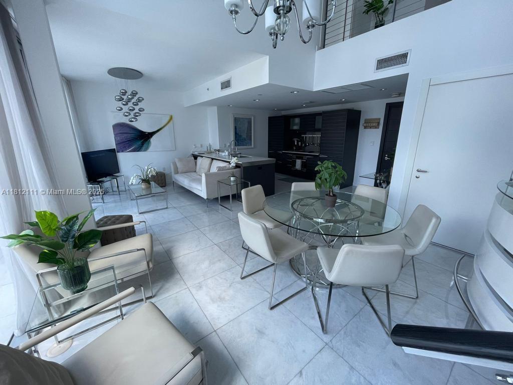 200 Biscayne Boulevard Way 1103