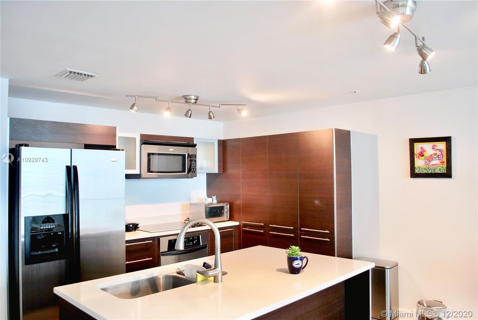 QUANTUM ON THE BAY CONDO - Residential Lease