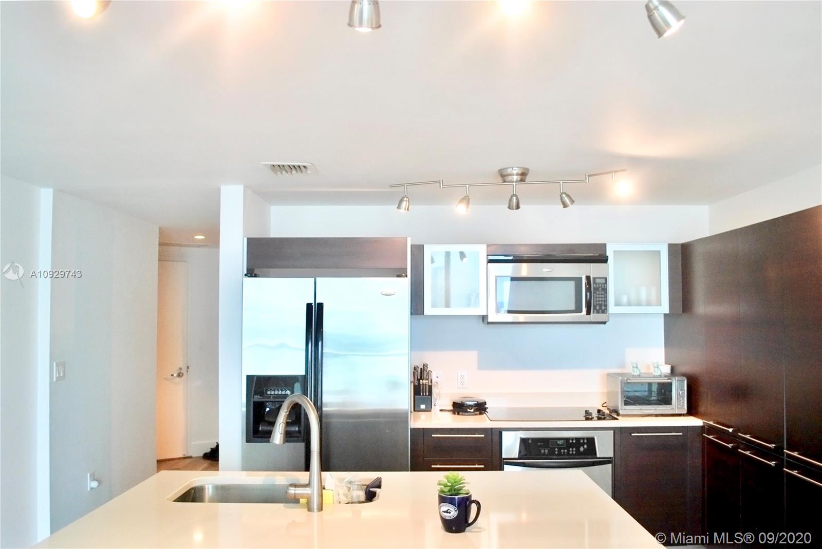 QUANTUM ON THE BAY CONDO - Residential Lease