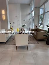 RESIDENCES ON HOLLYWOOD B - Residential