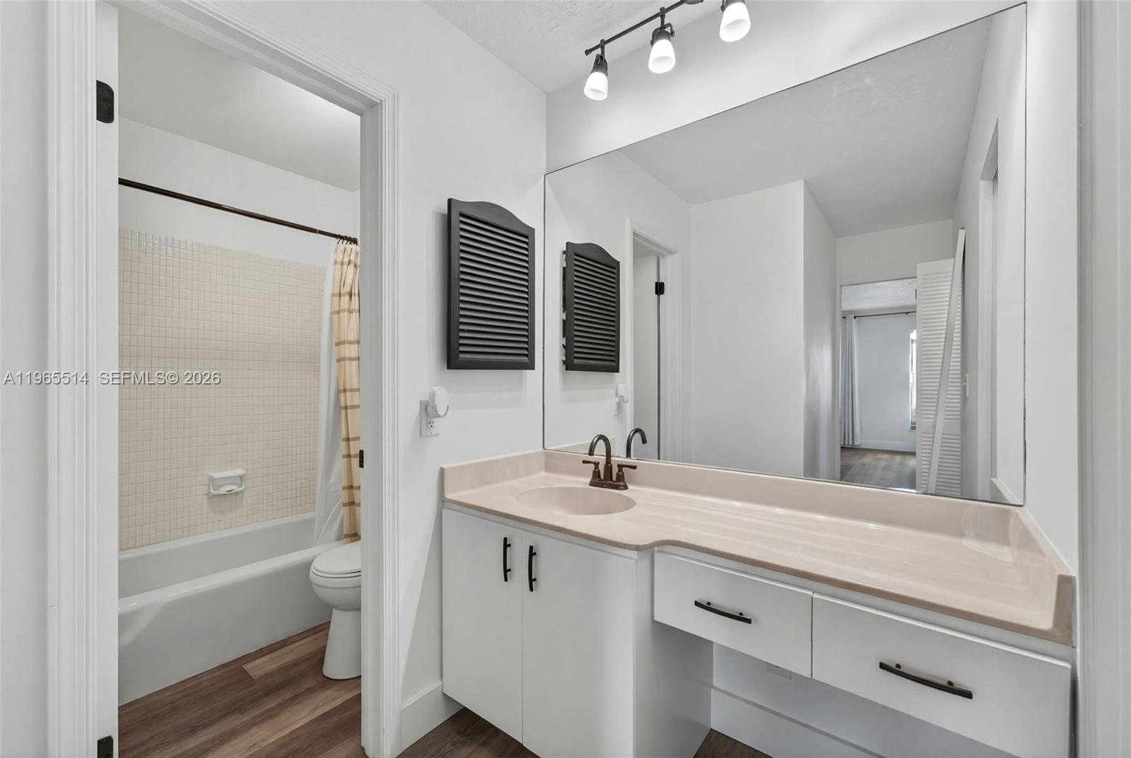 CYPRESS CLUB CONDO - Residential