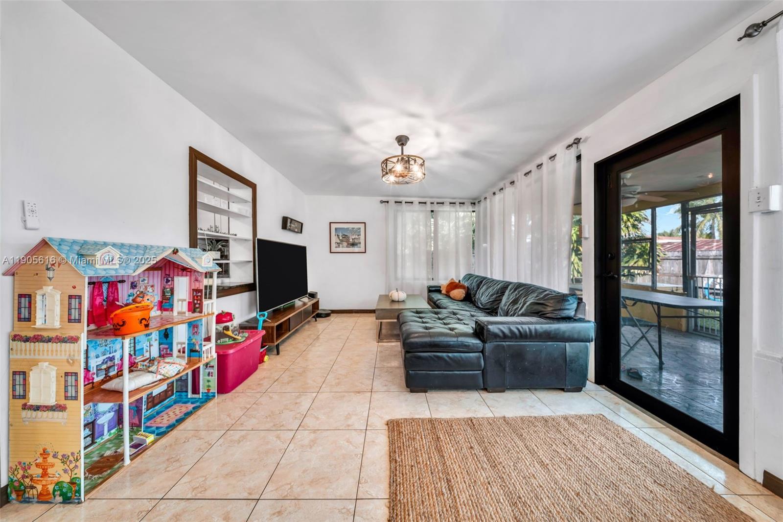 MIRAMAR SEC 2 - Residential