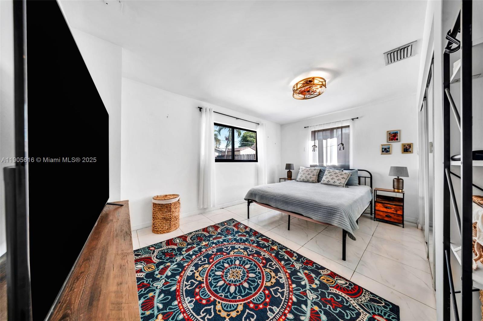 MIRAMAR SEC 2 - Residential