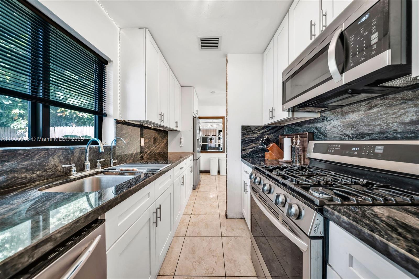 MIRAMAR SEC 2 - Residential