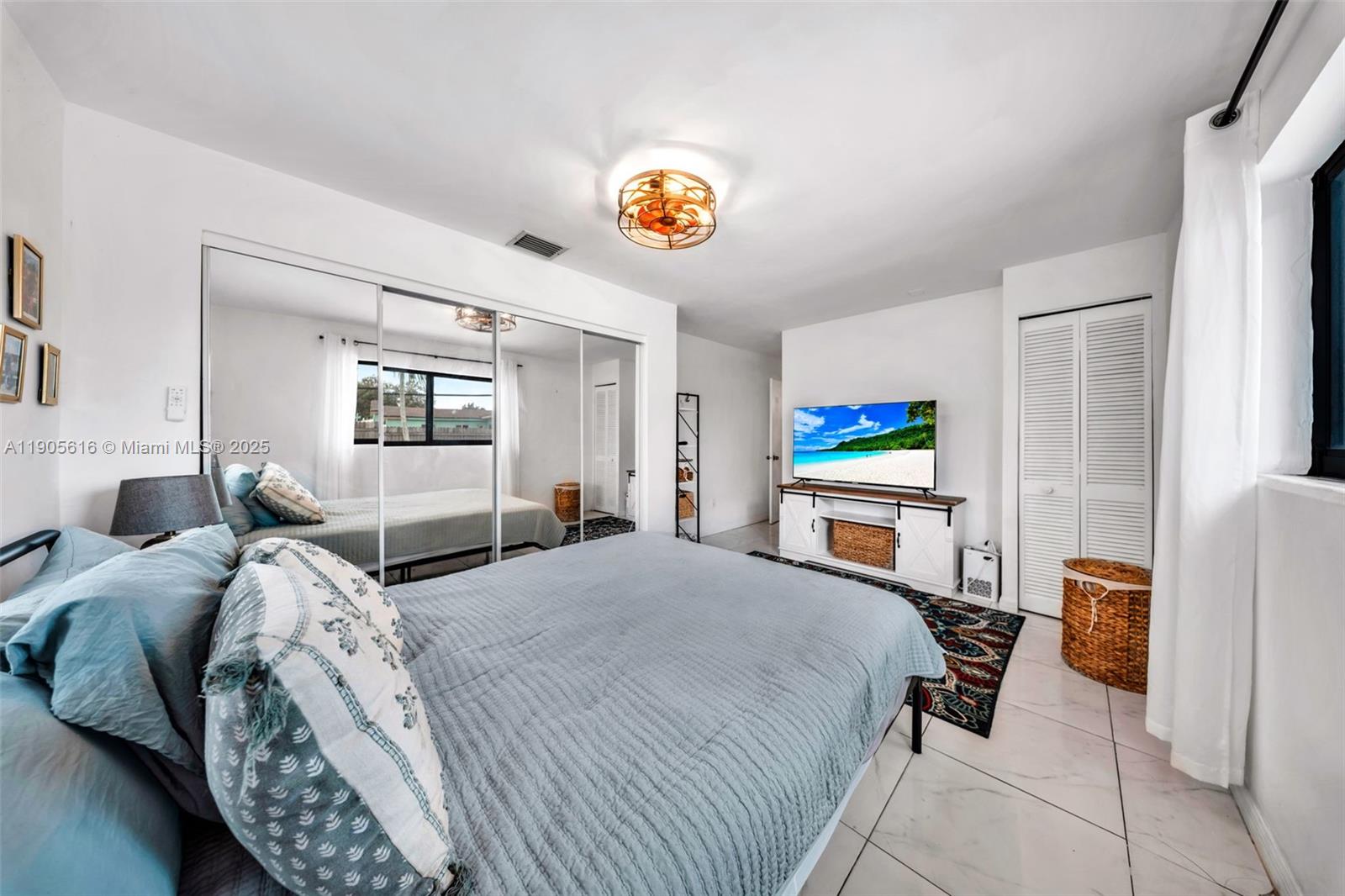 MIRAMAR SEC 2 - Residential