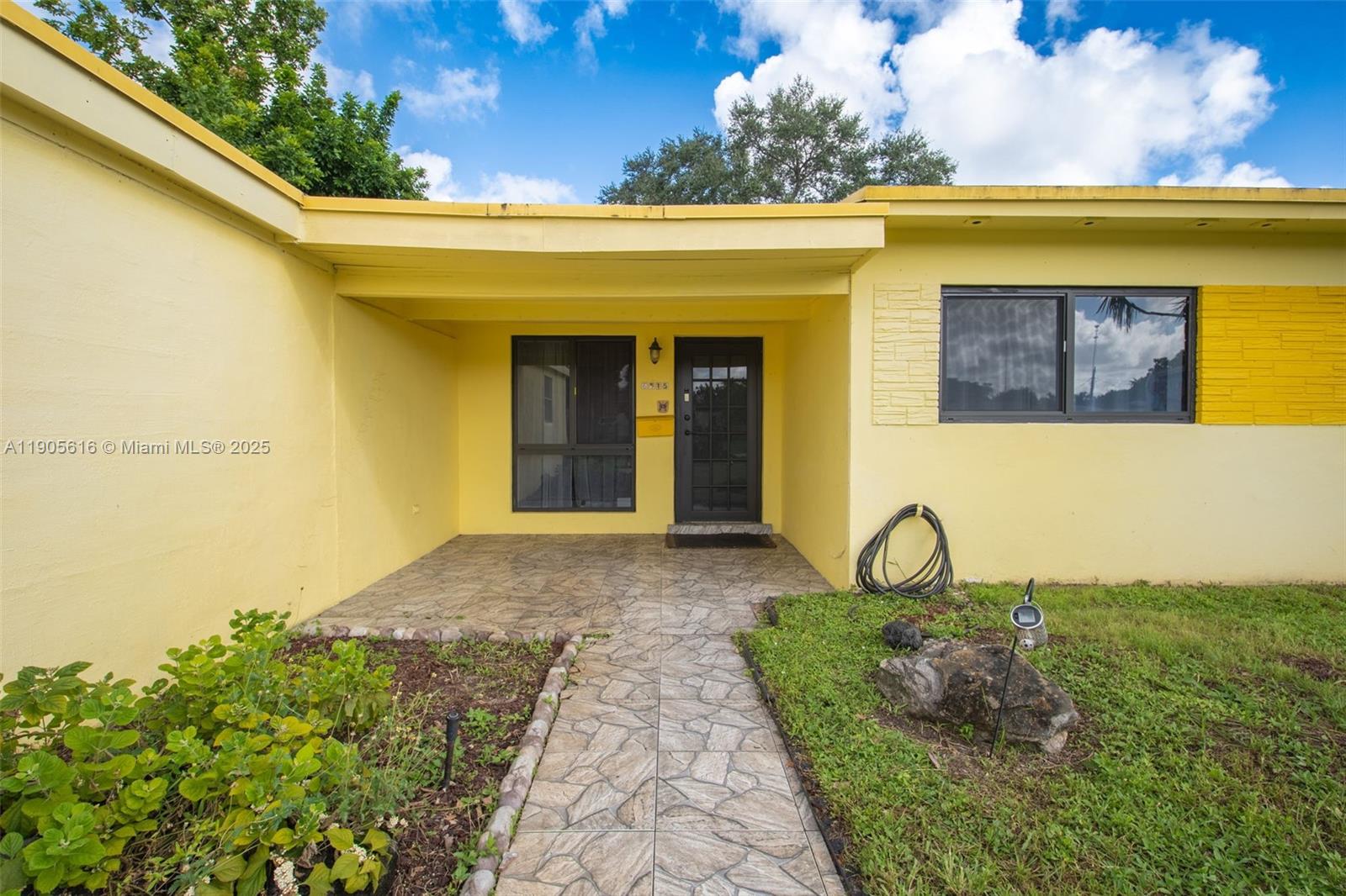 MIRAMAR SEC 2 - Residential