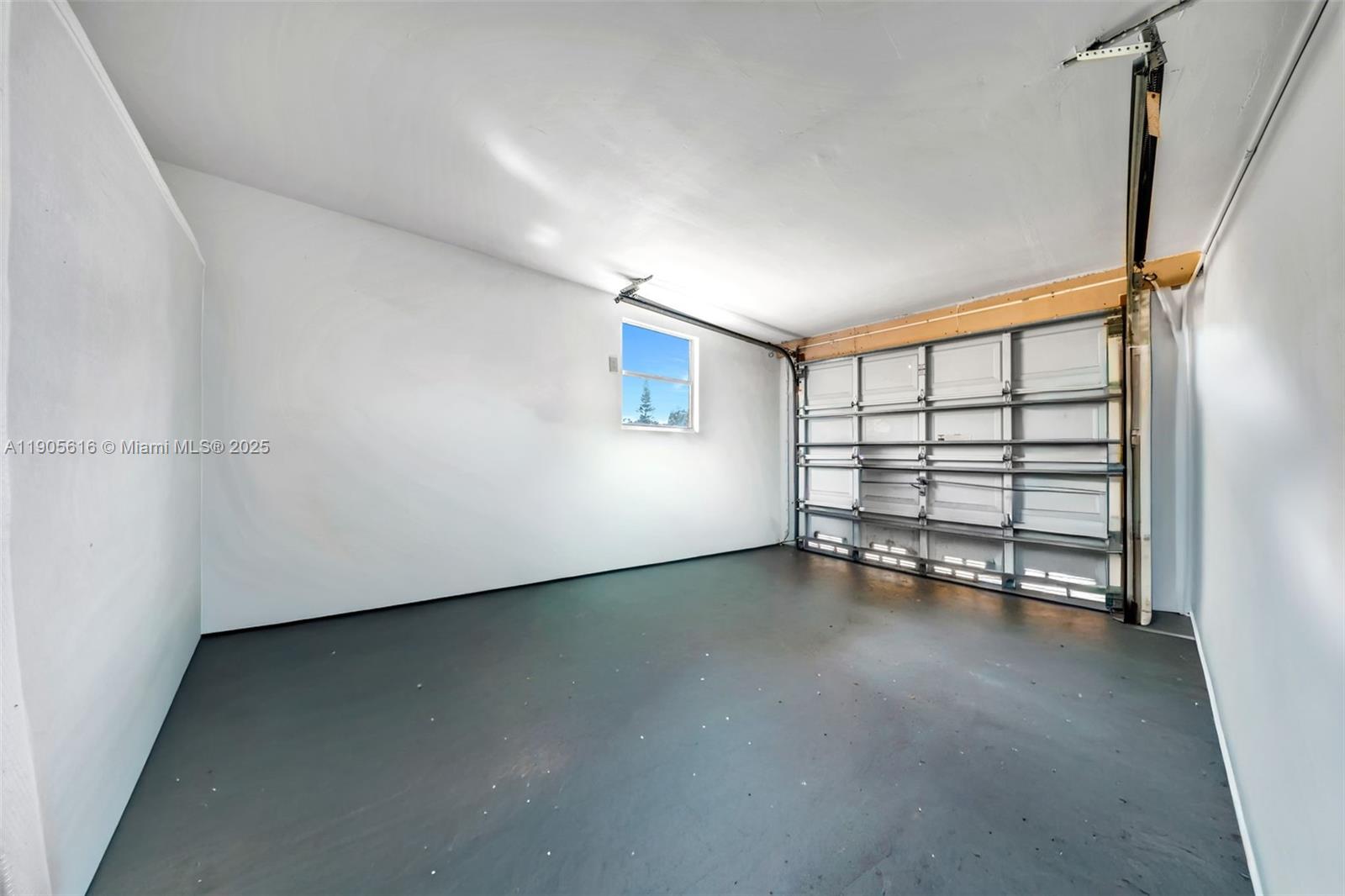 MIRAMAR SEC 2 - Residential