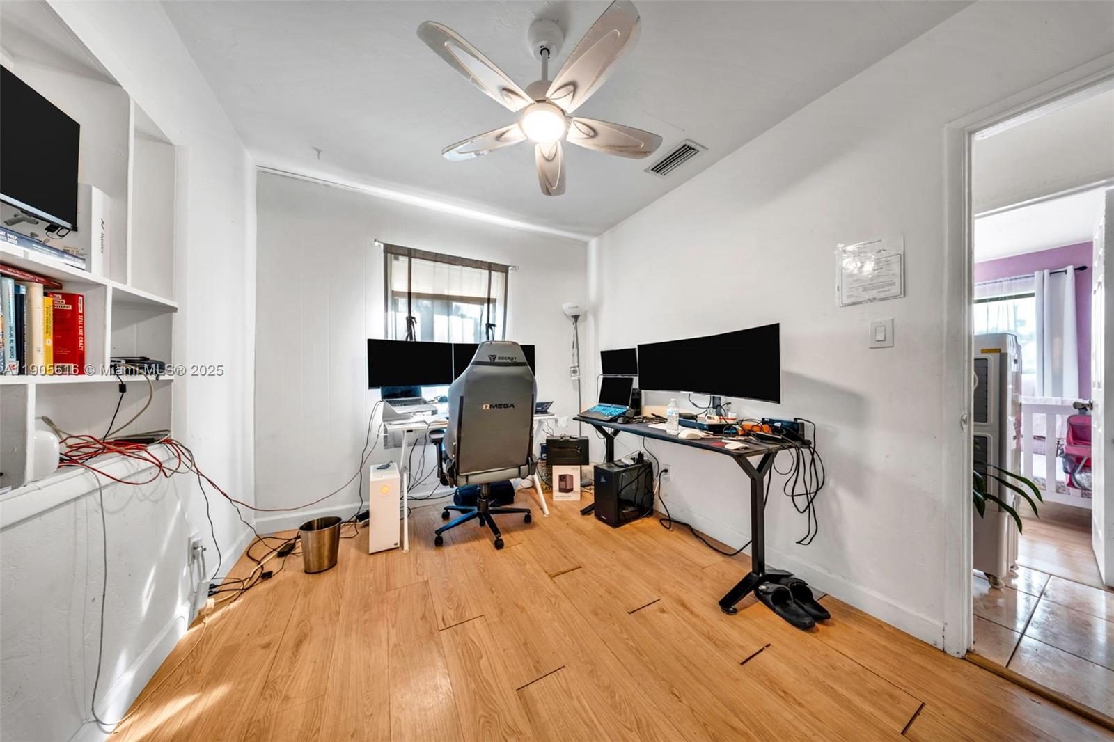 MIRAMAR SEC 2 - Residential