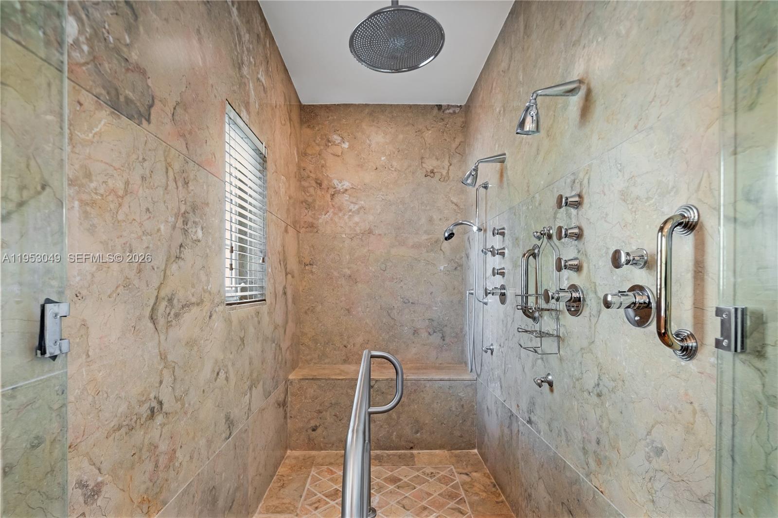 C GAB COUNTRY CLUB SEC 5 - Residential