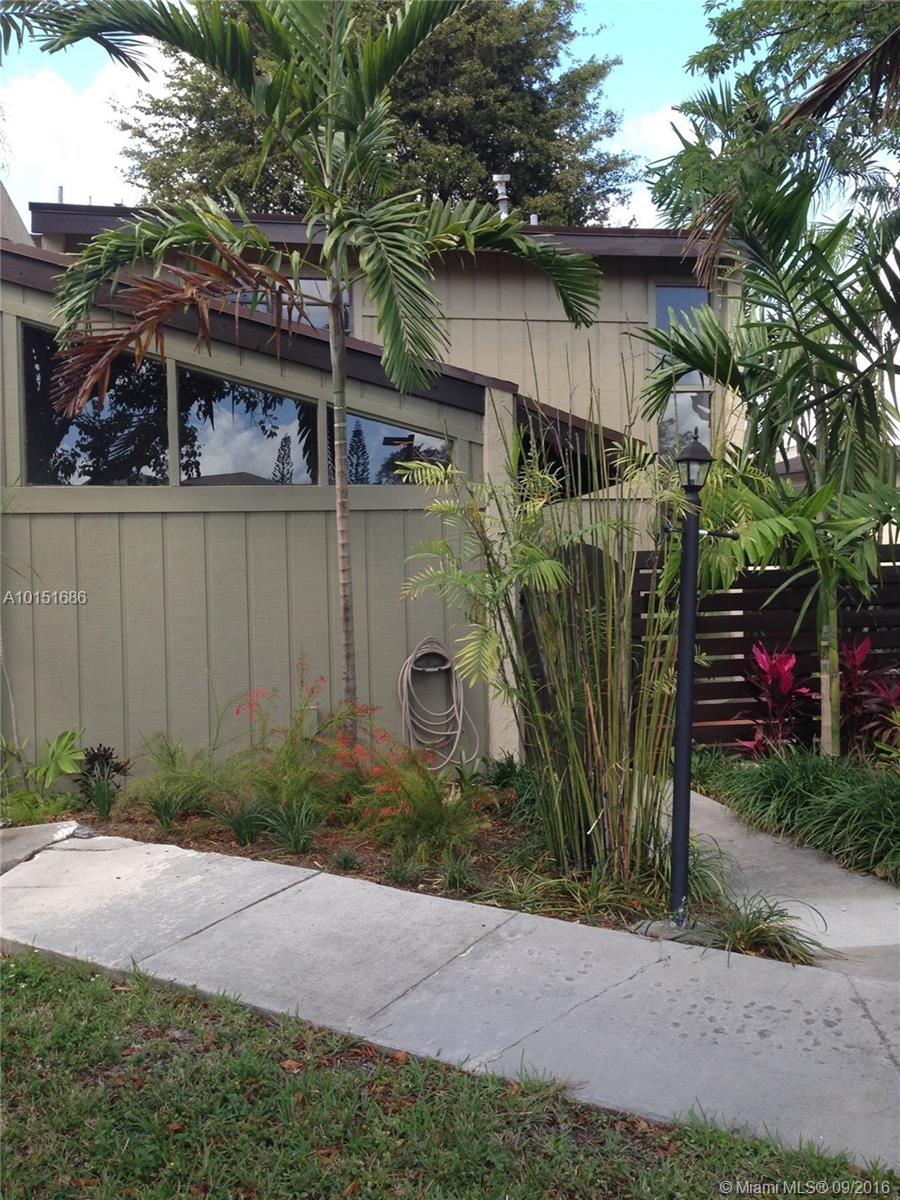 Snapper Creek Twnhs Sec 0 - Residential Lease