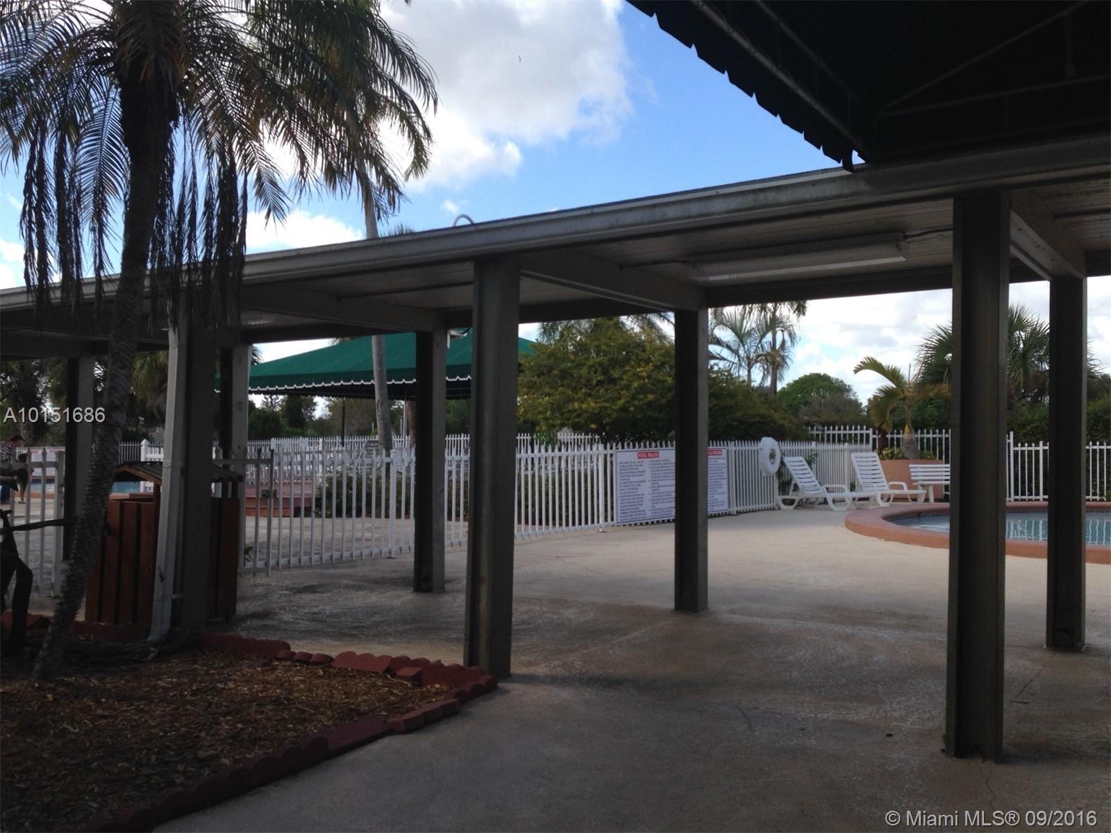 Snapper Creek Twnhs Sec 0 - Residential Lease