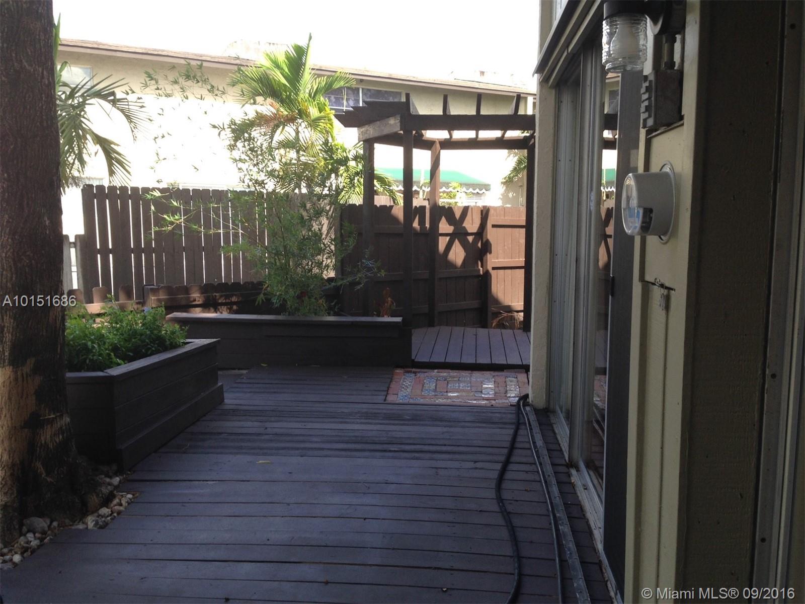 Snapper Creek Twnhs Sec 0 - Residential Lease