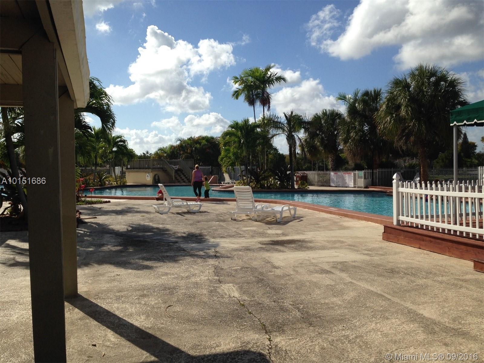 Snapper Creek Twnhs Sec 0 - Residential Lease