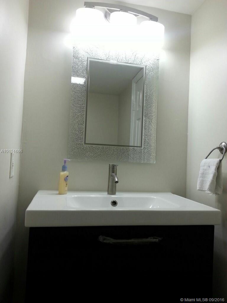 Snapper Creek Twnhs Sec 0 - Residential Lease