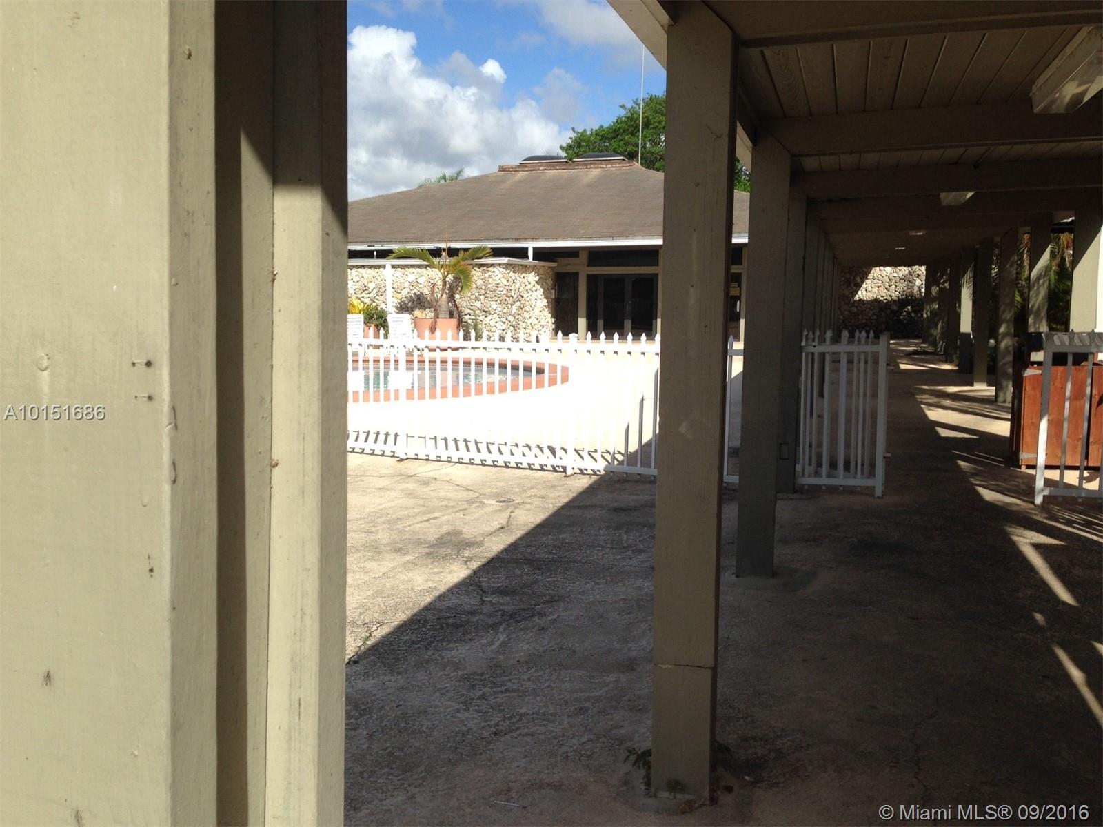 Snapper Creek Twnhs Sec 0 - Residential Lease