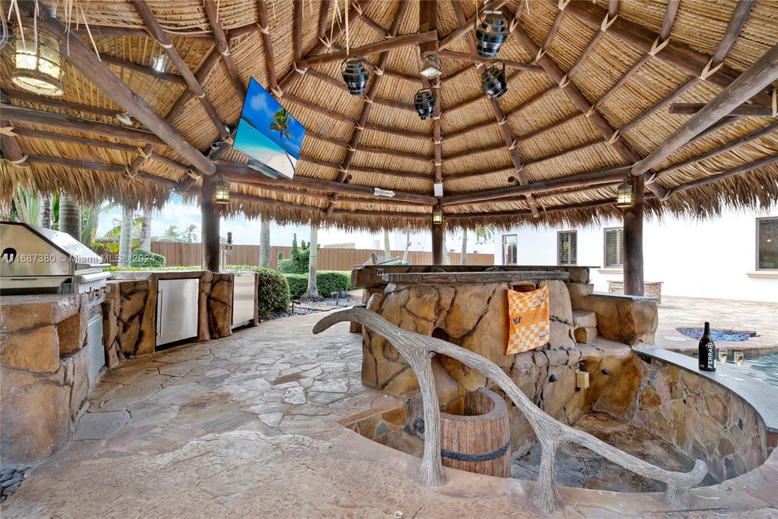 SWEETWATER ESTS SUB - Residential