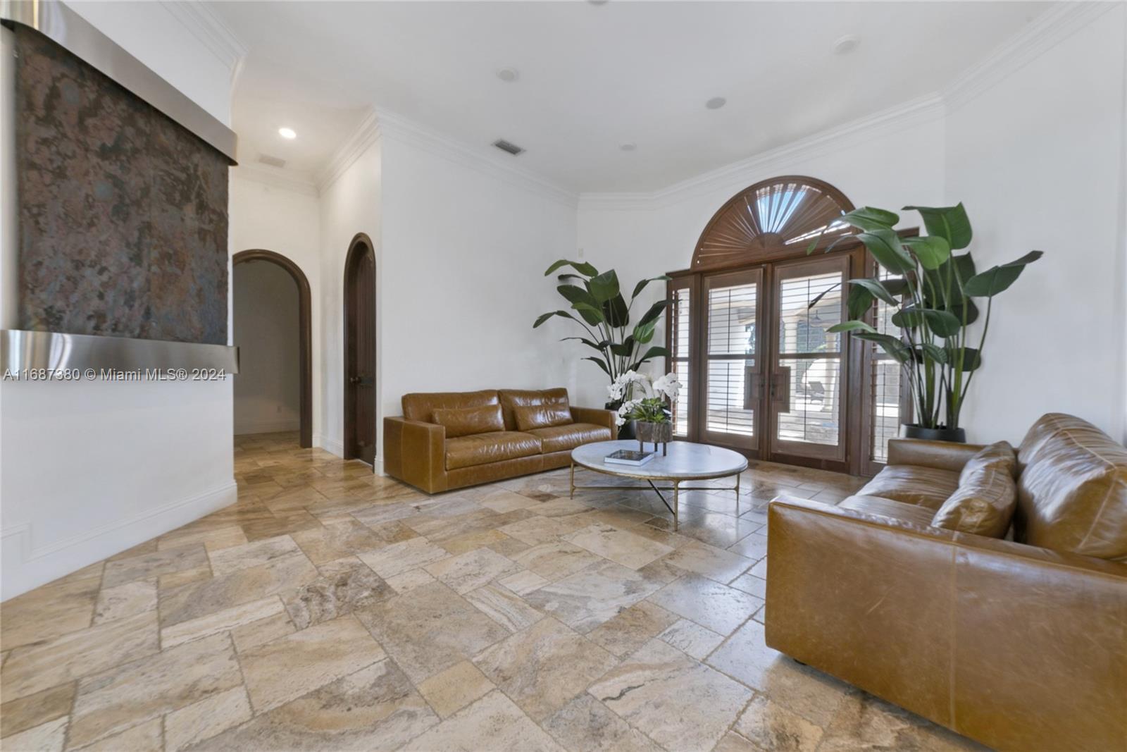 SWEETWATER ESTS SUB - Residential