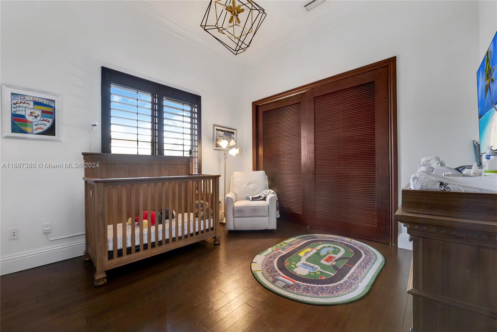 SWEETWATER ESTS SUB - Residential