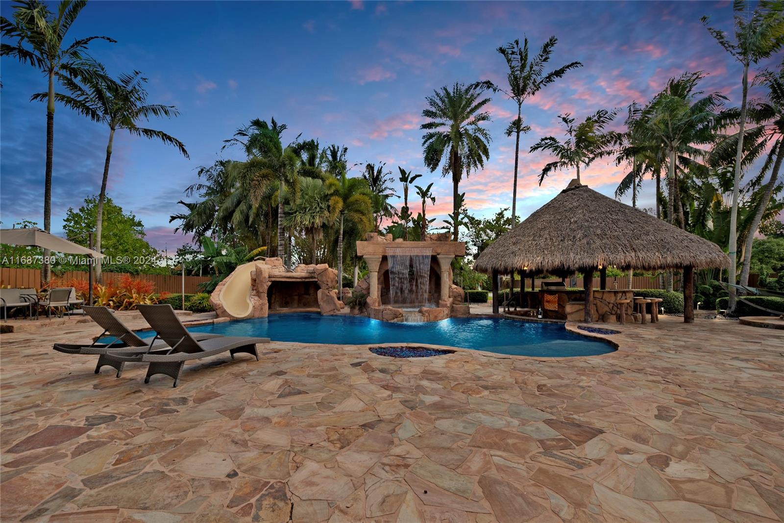 SWEETWATER ESTS SUB - Residential