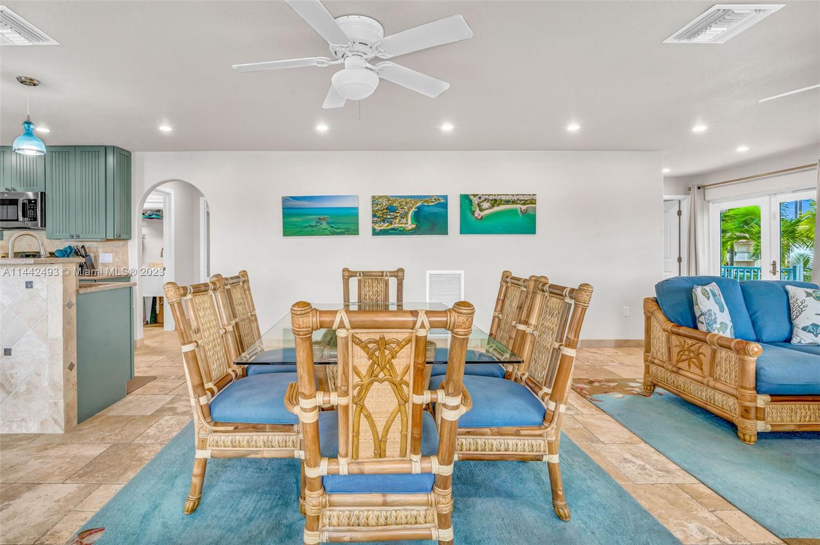 SOMBRERO BEACH VILLAGE - Residential