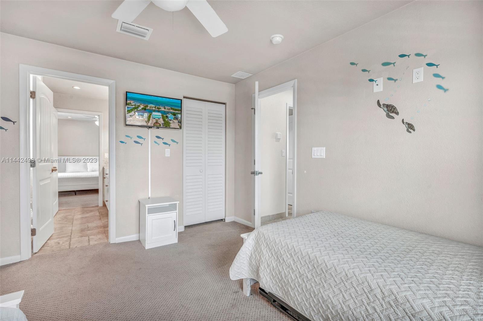 SOMBRERO BEACH VILLAGE - Residential