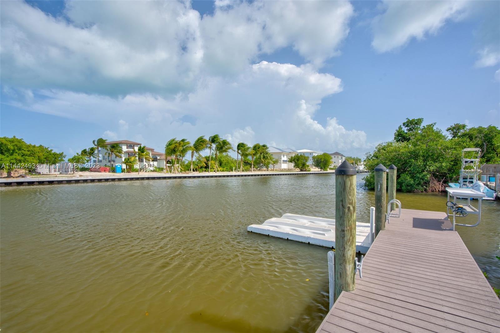 SOMBRERO BEACH VILLAGE - Residential