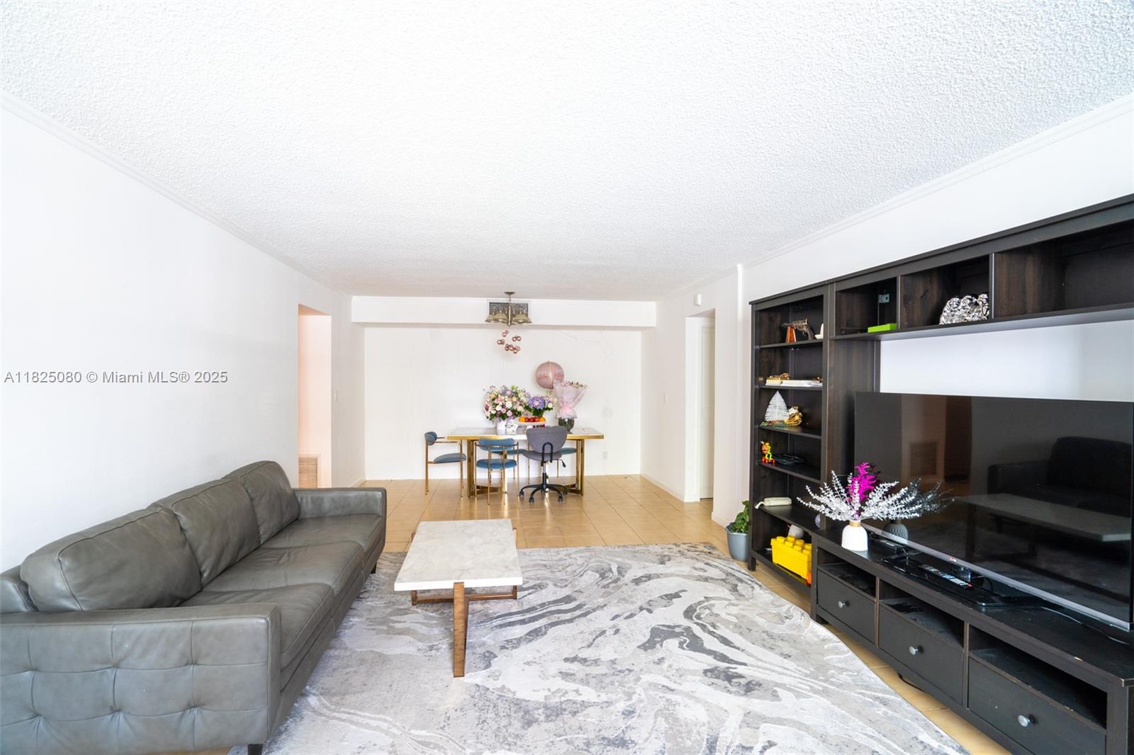 2101 Atlantic Shores Blvd 120, Hallandale Beach, Broward County, Florida - 2 Bedrooms  
2 Bathrooms - 