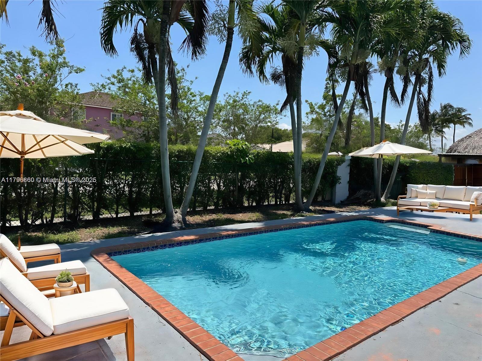 FANTASY REEF - Residential Lease