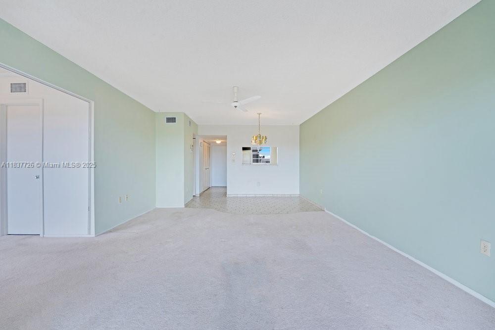 2998 E Sunrise Lakes Dr 414